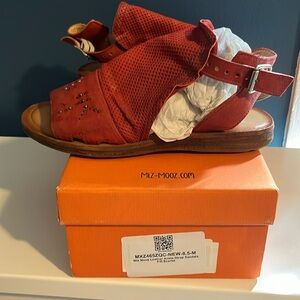 Miz Mooz FIFI never worn size 39